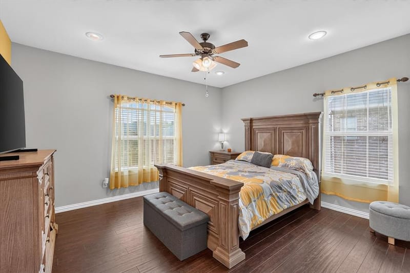1933 Timber Oaks Drive, Garland TX 75040 - Photo 10