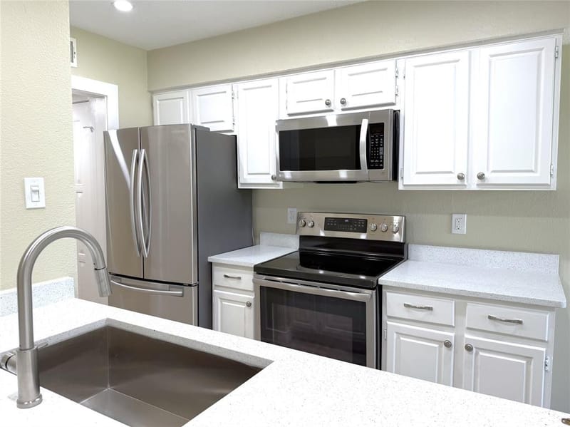 7525 Holly Hill Drive # 16, Dallas TX 75231 - Photo 13