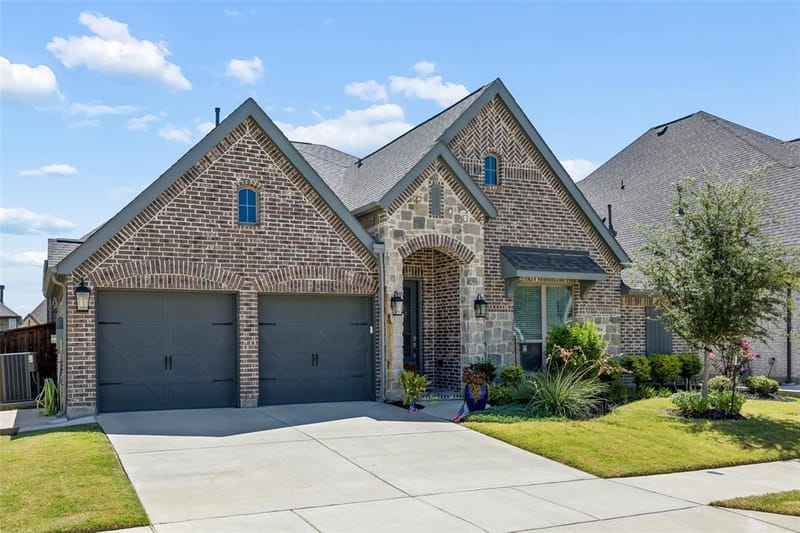 3304 Honey Suckle Lane, Little Elm TX 75068 - Photo 4