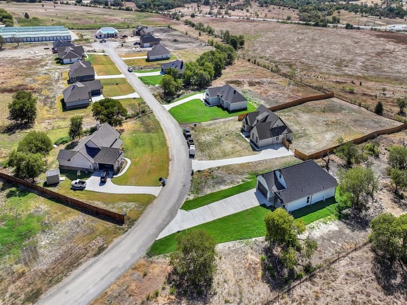 1004 Don Eve Court, Azle TX 76020 - Photo 7