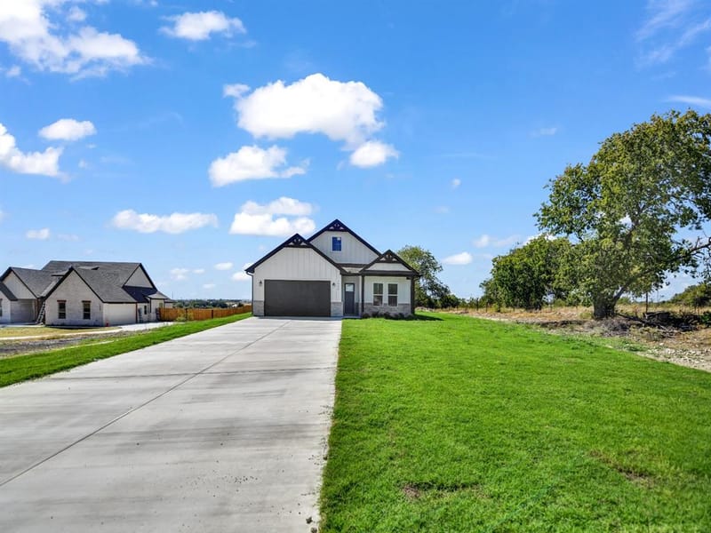 1004 Don Eve Court, Azle TX 76020 - Photo 3