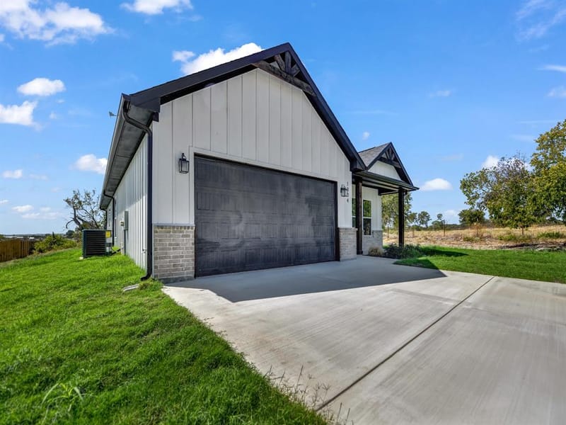 1004 Don Eve Court, Azle TX 76020 - Photo 5
