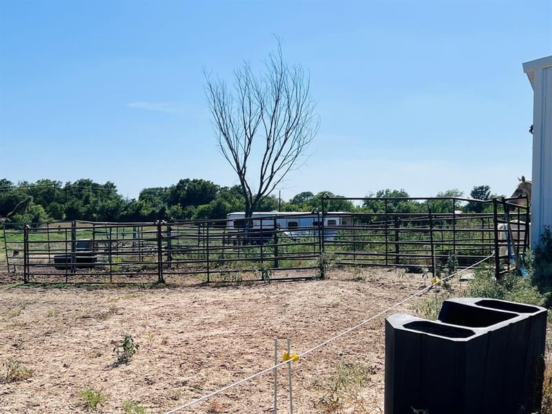 706 County Road 4599, Boyd TX 76023 - Photo 38