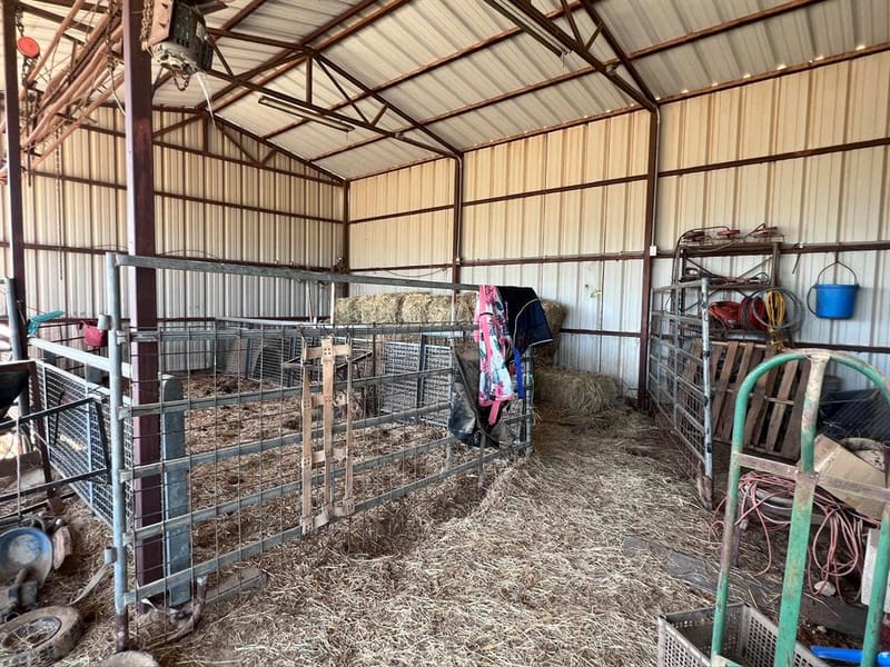 706 County Road 4599, Boyd TX 76023 - Photo 29
