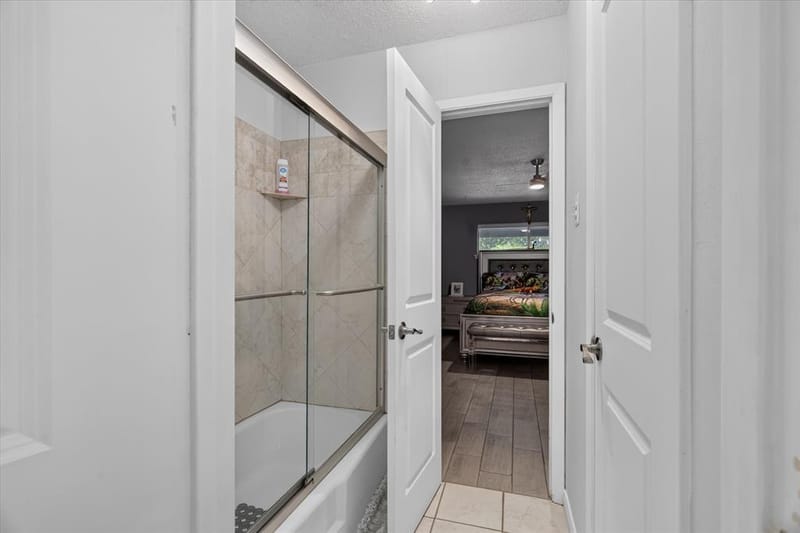 1317 W Redbud Drive, Hurst TX 76053 - Photo 22