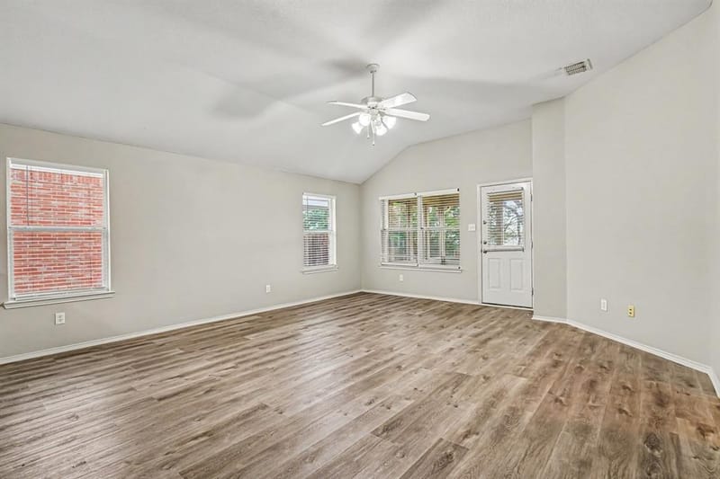 10728 Lipan Trail, Fort Worth TX 76108 - Photo 6