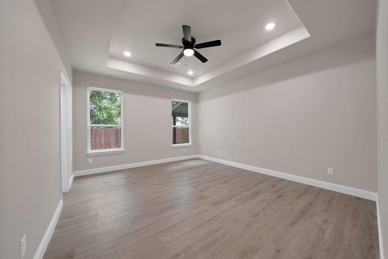 407 E Willingham Street, Cleburne TX 76031 - Photo 32