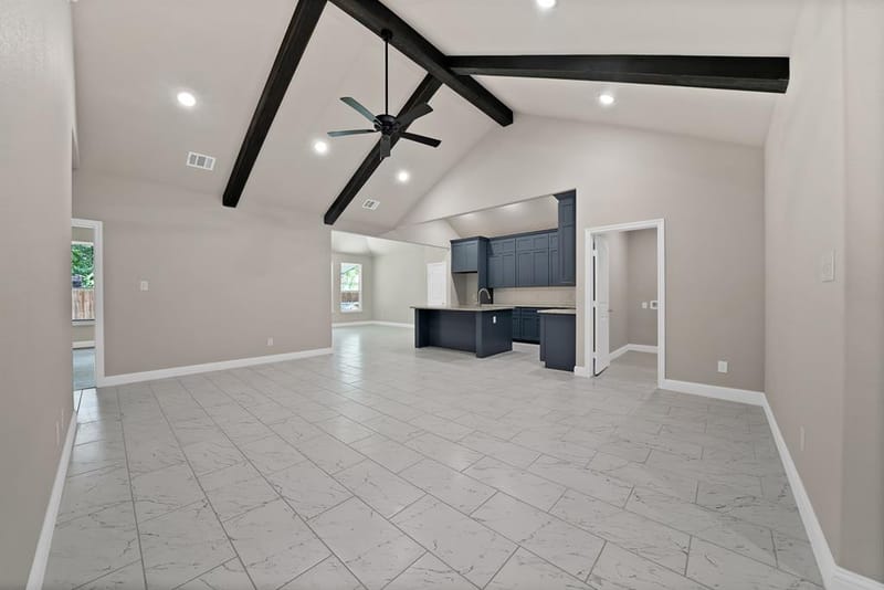 407 E Willingham Street, Cleburne TX 76031 - Photo 14
