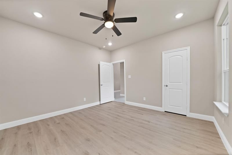 407 E Willingham Street, Cleburne TX 76031 - Photo 37