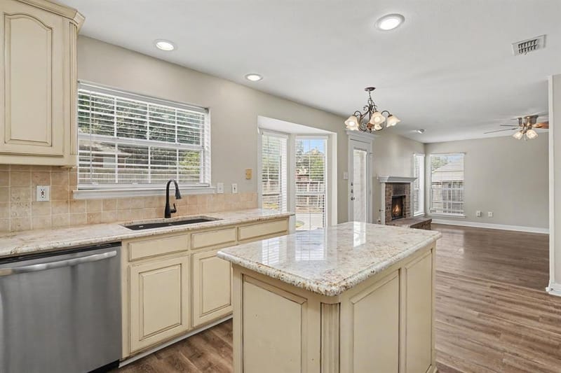 5400 Crater Lake Drive, Fort Worth TX 76137 - Photo 7