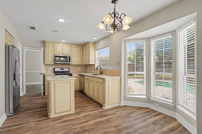 5400 Crater Lake Drive, Fort Worth TX 76137 - Photo 8
