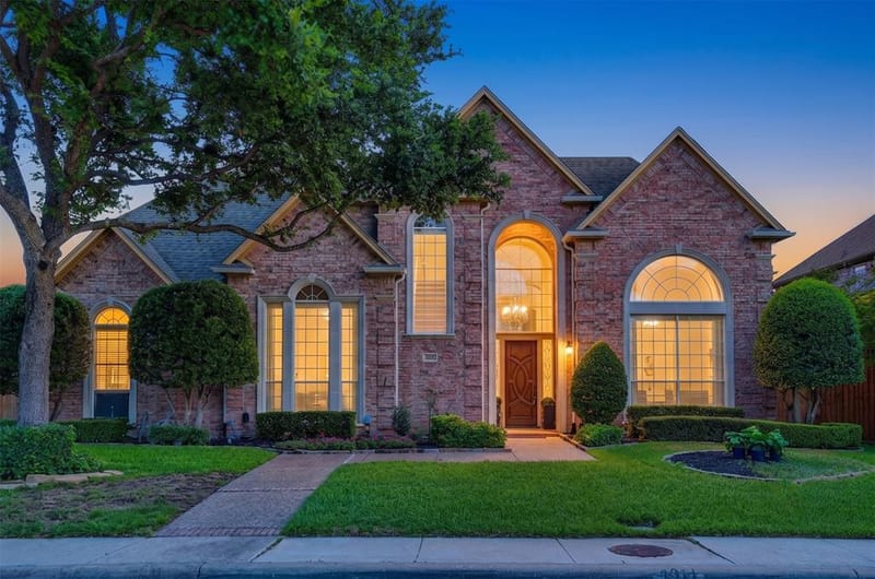 4911 Holly Tree Drive, Dallas TX 75287 - Photo 4