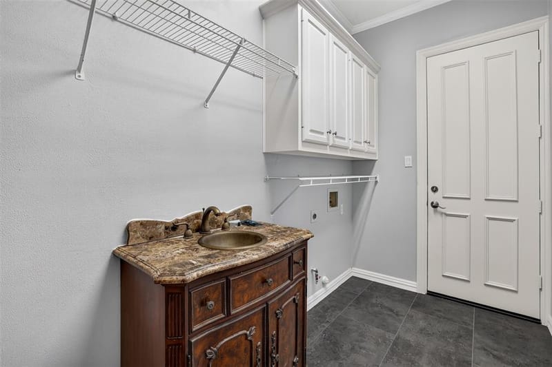 4911 Holly Tree Drive, Dallas TX 75287 - Photo 25