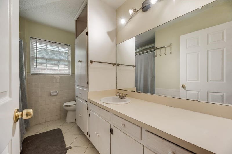 117 Myrtle Court, Hurst TX 76053 - Photo 17
