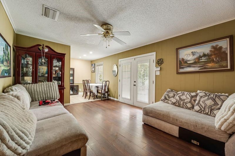 117 Myrtle Court, Hurst TX 76053 - Photo 7