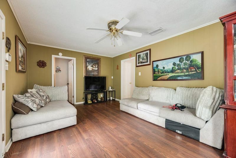 117 Myrtle Court, Hurst TX 76053 - Photo 8