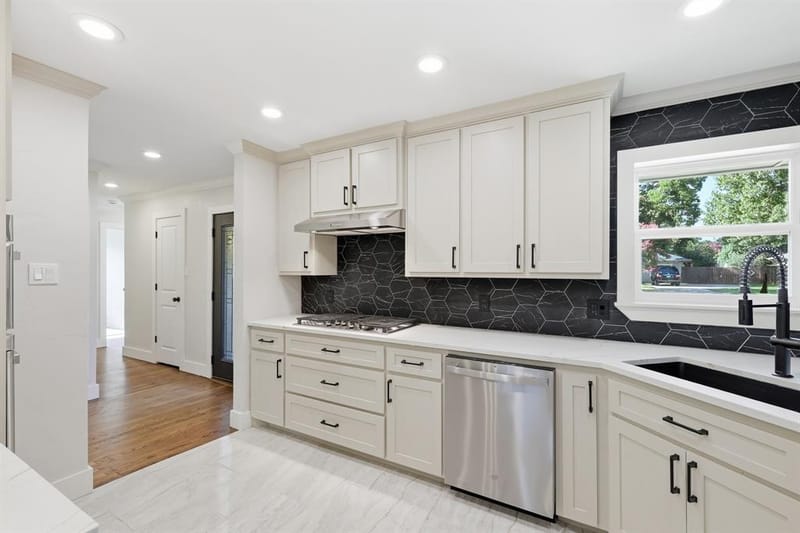 385 Crockett, Lewisville TX 75057 - Photo 14
