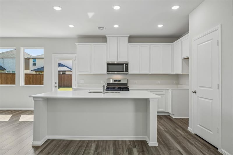 1814 Acosta Drive, Forney TX 75126 - Photo 4