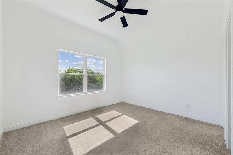 180 Lucky Ridge Lane, Boyd TX 76023 - Photo 30