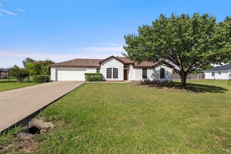 105 Dustin Drive, Fate TX 75189 - Photo 2