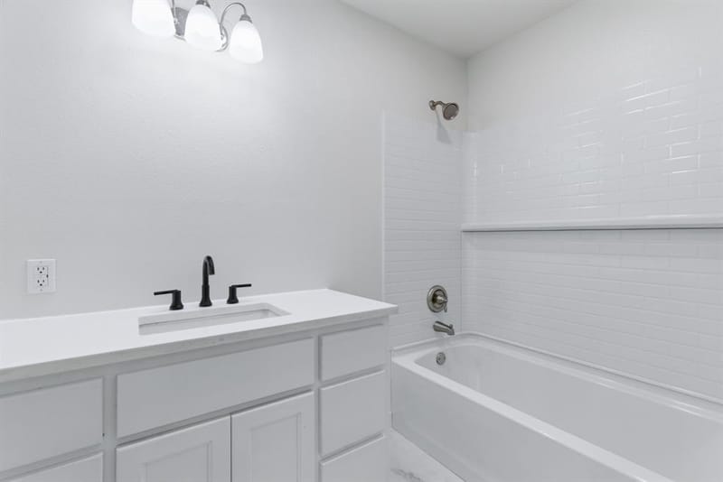 8816 Spaugh Court, White Settlement TX 76108 - Photo 8
