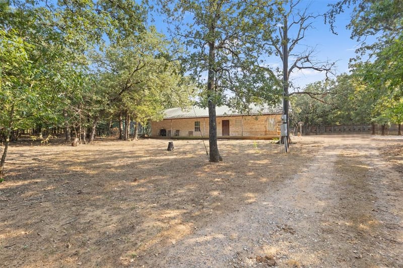 488 County Road 217, Collinsville TX 76233 - Photo 16