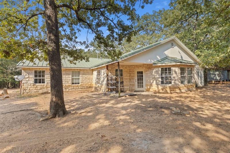 488 County Road 217, Collinsville TX 76233 - Photo 7