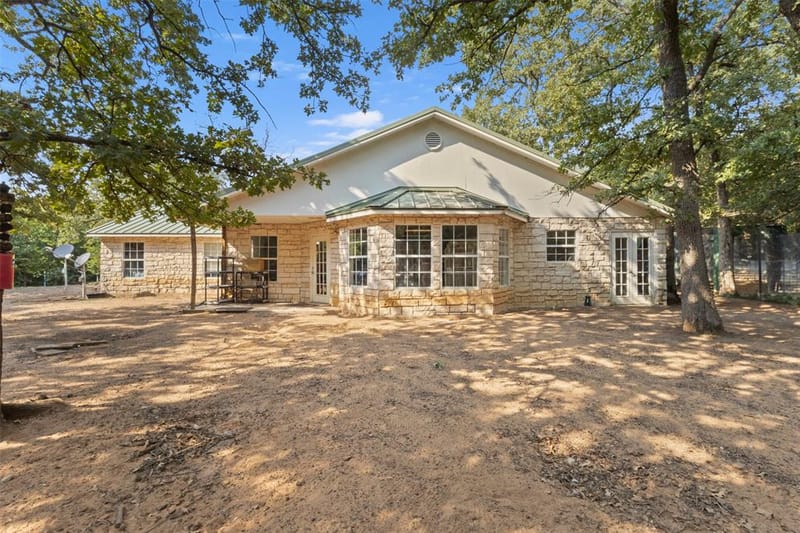 488 County Road 217, Collinsville TX 76233 - Photo 5