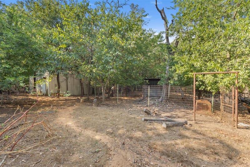 488 County Road 217, Collinsville TX 76233 - Photo 20