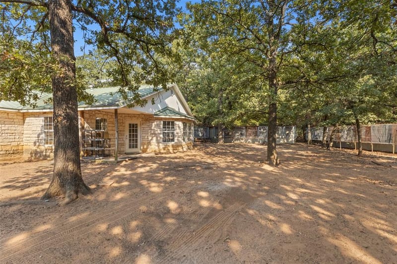 488 County Road 217, Collinsville TX 76233 - Photo 9