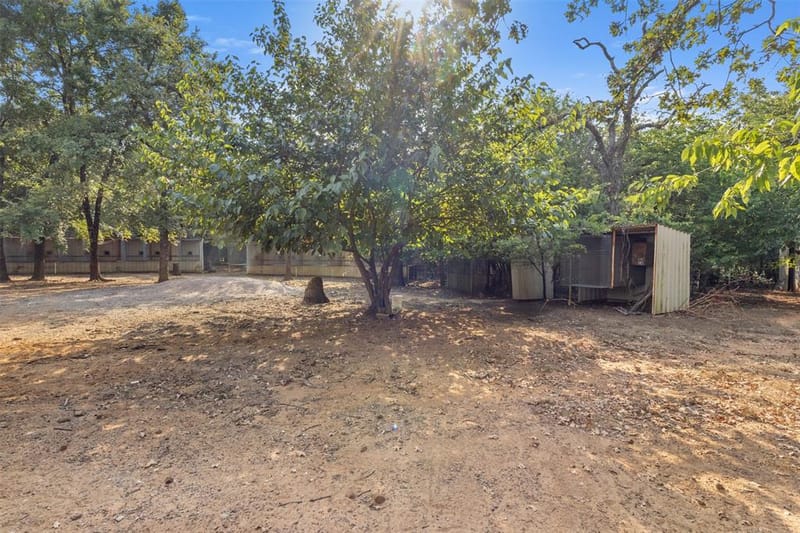 488 County Road 217, Collinsville TX 76233 - Photo 18
