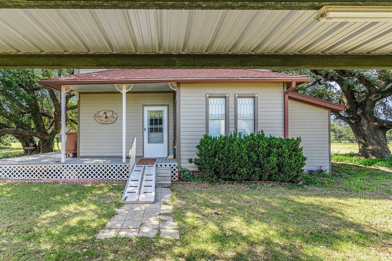 10454 E State Highway 6, Dublin TX 76446 - Photo 35