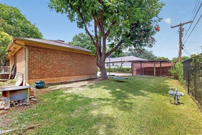 8420 Sweetwater Drive, Dallas TX 75228 - Photo 33