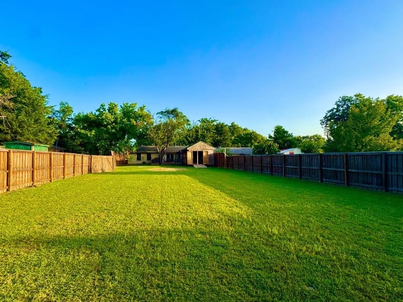404 Neathery Street, Farmersville TX 75442 - Photo 17