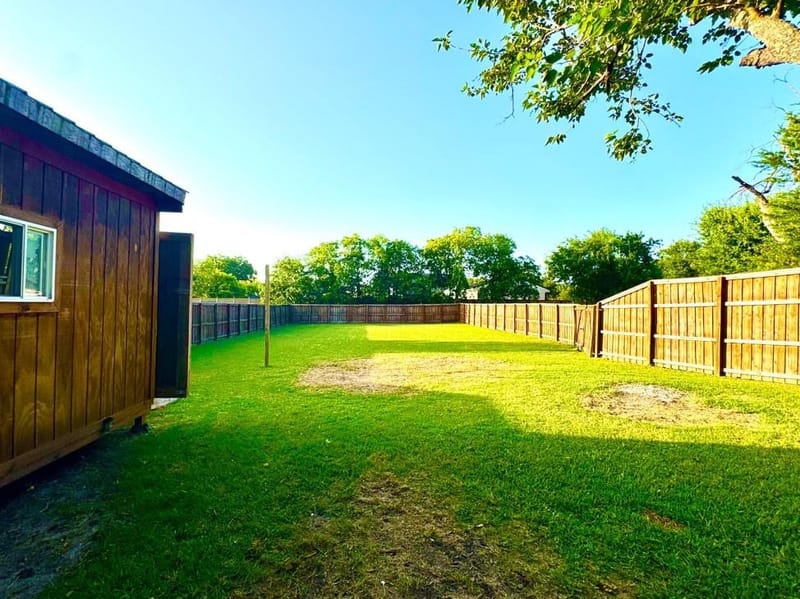 404 Neathery Street, Farmersville TX 75442 - Photo 12