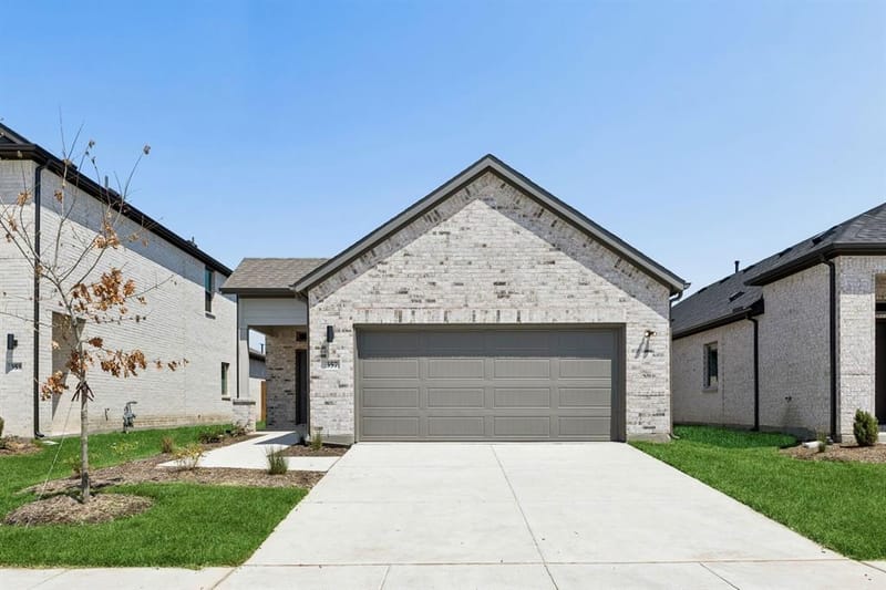 4202 Zoe Lane, Farmersville TX 75442 - Photo 4