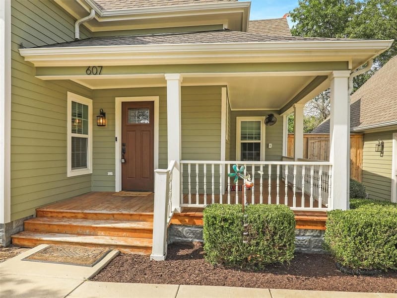 607 W Walnut Street, Celina TX 75009 - Photo 2