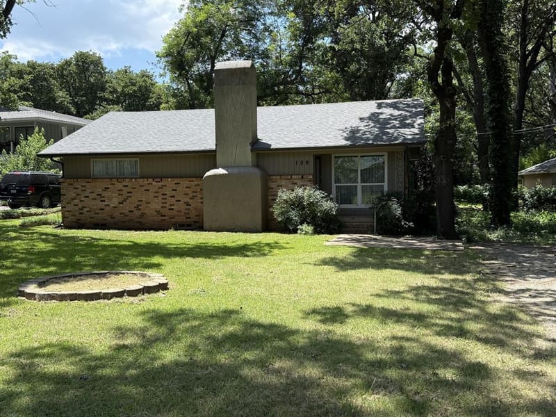 109 Churchill Lane, Pottsboro TX 75076 - Photo 2