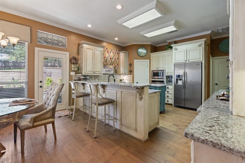 2829 Donnybrook Drive, Burleson TX 76028 - Photo 15