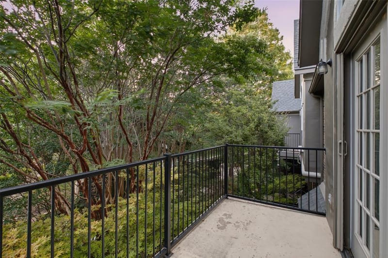 14891 Towne Lake Circle, Addison TX 75001 - Photo 27
