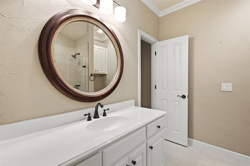 14891 Towne Lake Circle, Addison TX 75001 - Photo 24