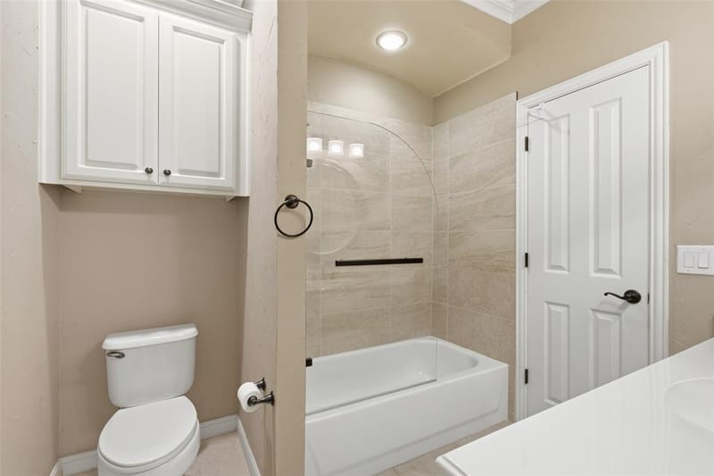14891 Towne Lake Circle, Addison TX 75001 - Photo 25