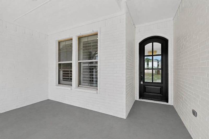 10813 Alta Sierra Drive, Benbrook TX 76126 - Photo 2