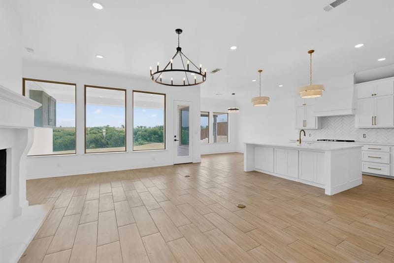 10813 Alta Sierra Drive, Benbrook TX 76126 - Photo 4