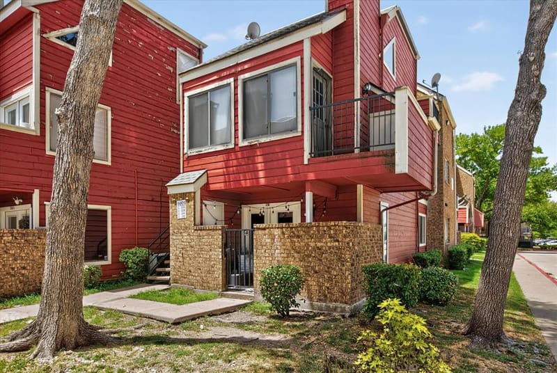 9805 Walnut Street # 112, Dallas TX 75243 - Photo 17