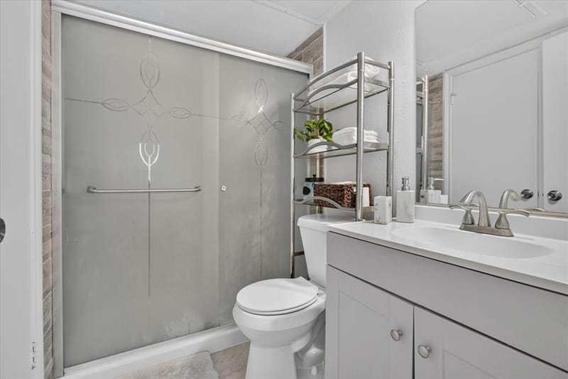 9805 Walnut Street # 112, Dallas TX 75243 - Photo 11