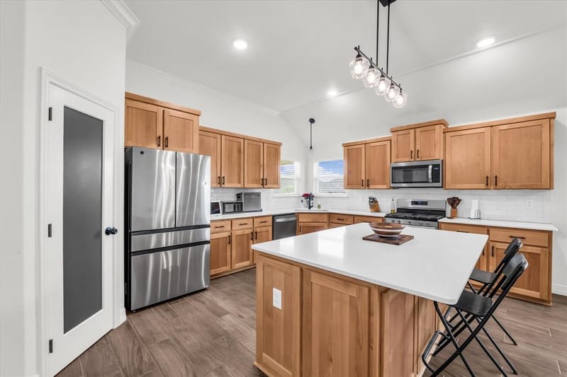 820 Secretariat Drive, Hewitt TX 76643 - Photo 6