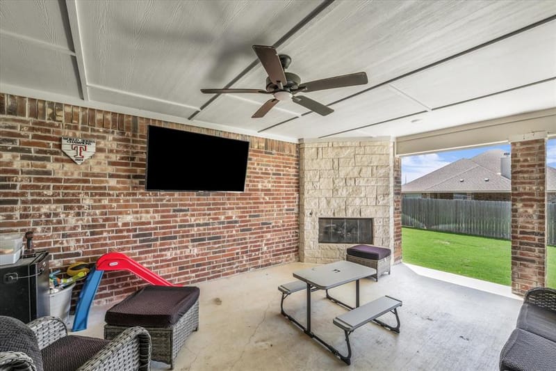 820 Secretariat Drive, Hewitt TX 76643 - Photo 30