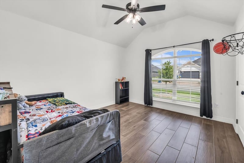 820 Secretariat Drive, Hewitt TX 76643 - Photo 18