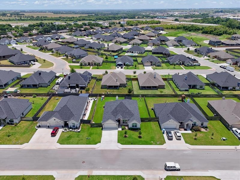 820 Secretariat Drive, Hewitt TX 76643 - Photo 37